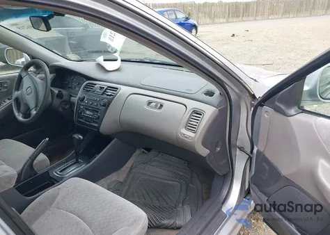 2002 Honda Accord 3.0 Lx z USA, uszkodzony, nr VIN 1HGCG16402A048301